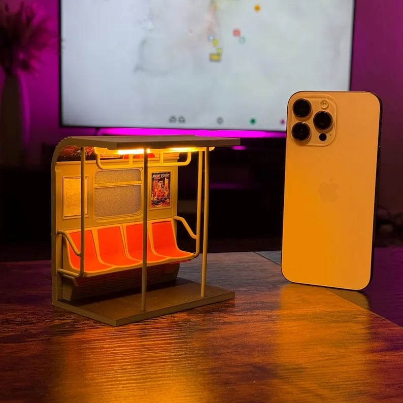 Urban Train Cabin Lamp – Mini Commuter Style Ambient Desk Light