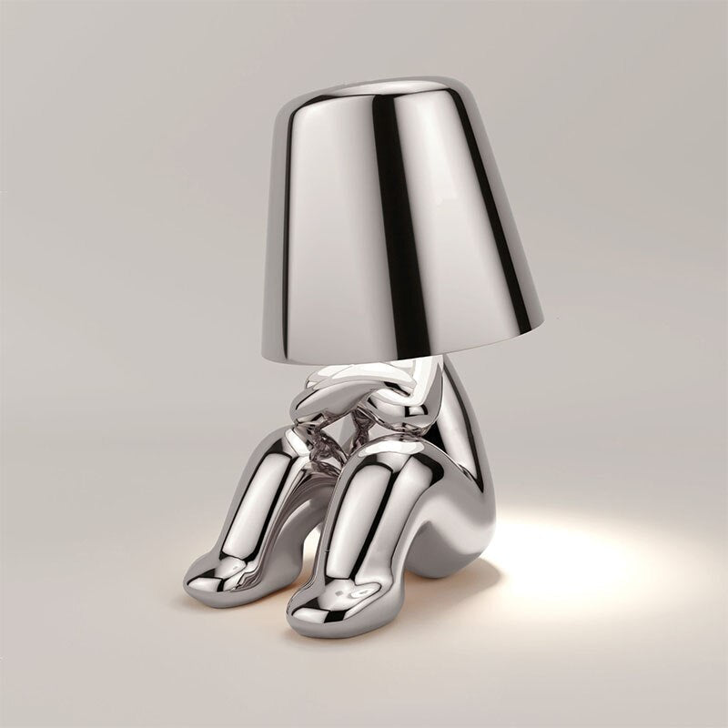 Table lamp with timeless design and gentle light emission