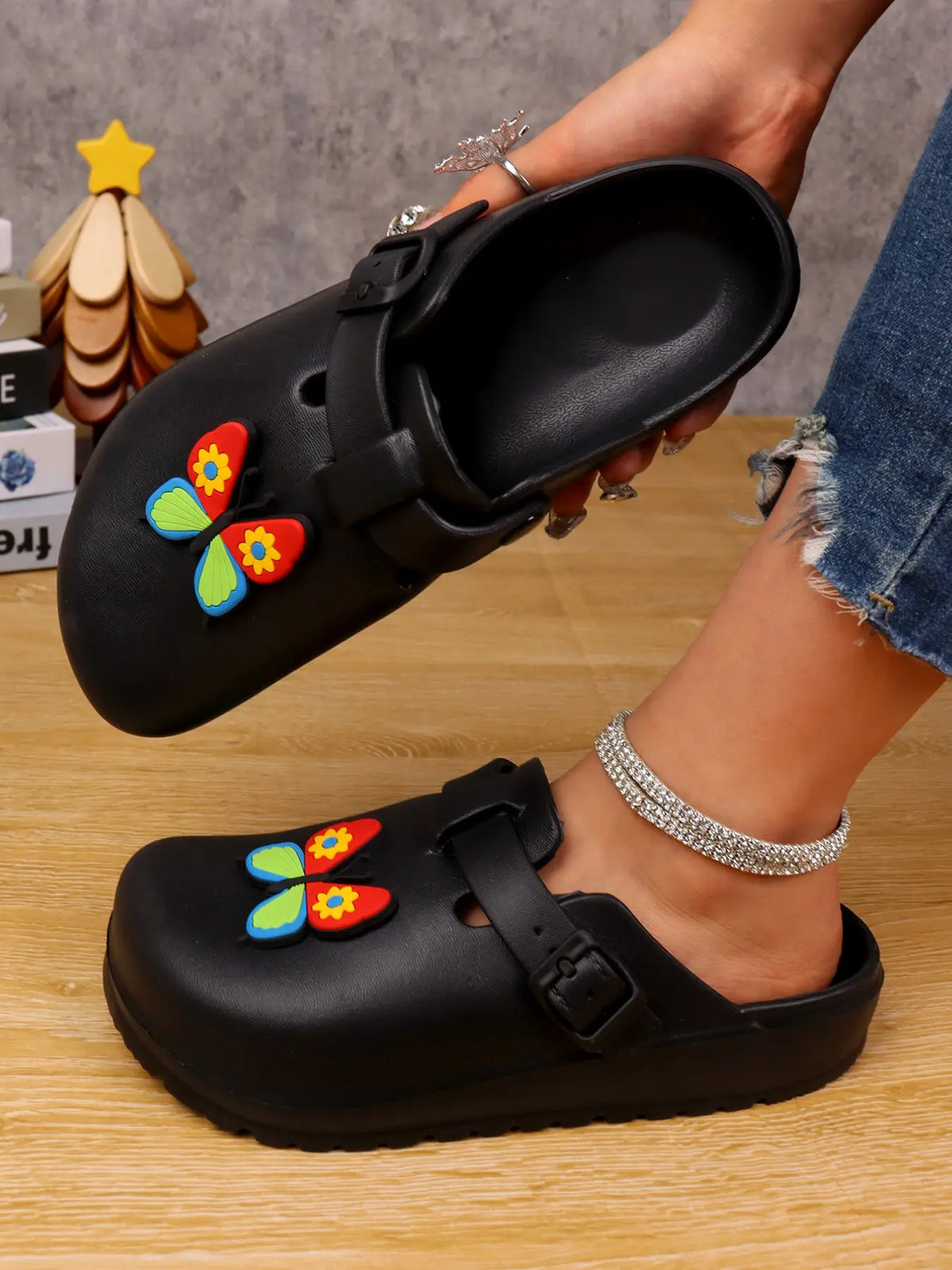 Women's Butterfly Print EVA Clogs – Closed Toe, Adjustable Strap, Slip-On