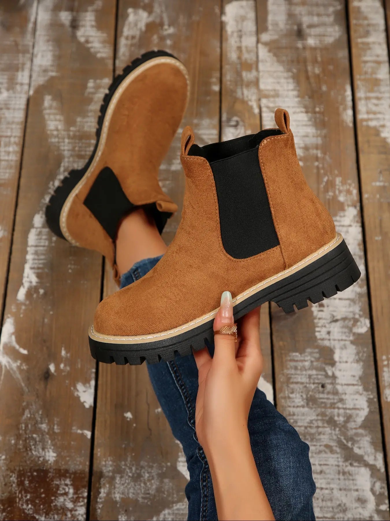 Women's Suede Ankle Boots – Chunky Sole, Non-Slip, Lightweight