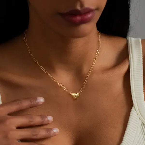 Magnetic Heart Necklace — Elegant Stainless Steel Statement Jewelry