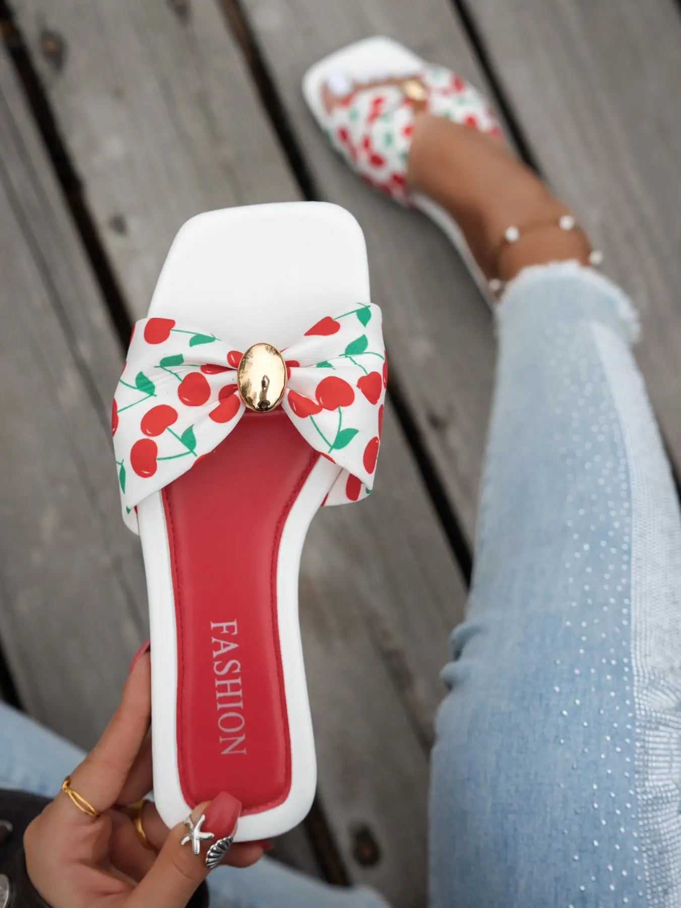 Women's Sandals – Square Toe, Low Heel