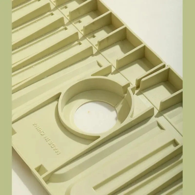 Faucet Splash Guard & Quick-Dry Draining Mat