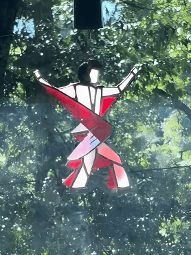 LAST DAY 49% OFF - The Memphis Melody Handmade Stained Glass Spinner