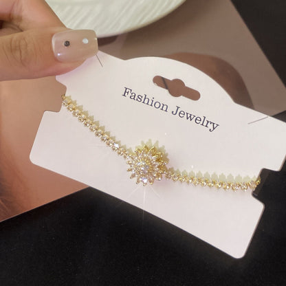 Chic Sunflower Bracelet – Adjustable, Sparkling & Perfect for Any Occasion
