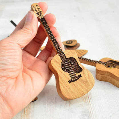 LAST DAY 55%OFFWooden Acoustic Guitar Pick Box
