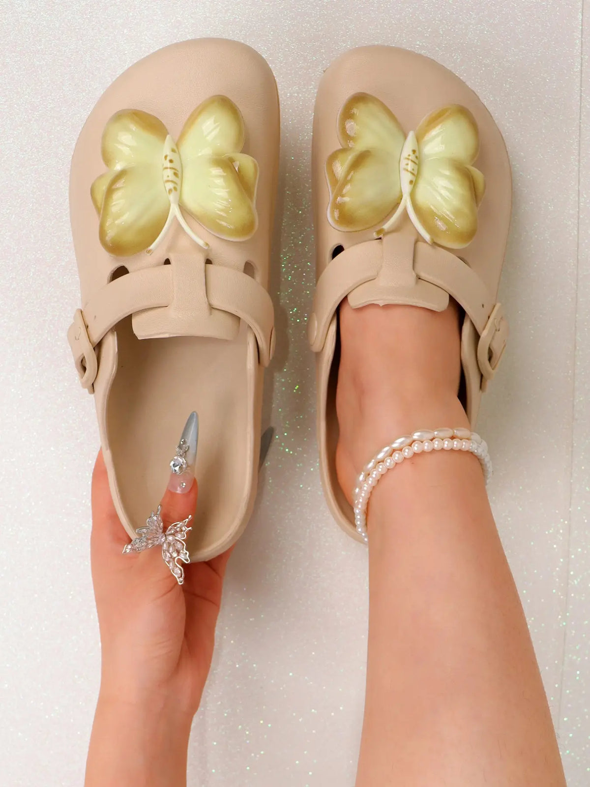 Women's Butterfly Print EVA Clogs – Round Toe, Adjustable Strap