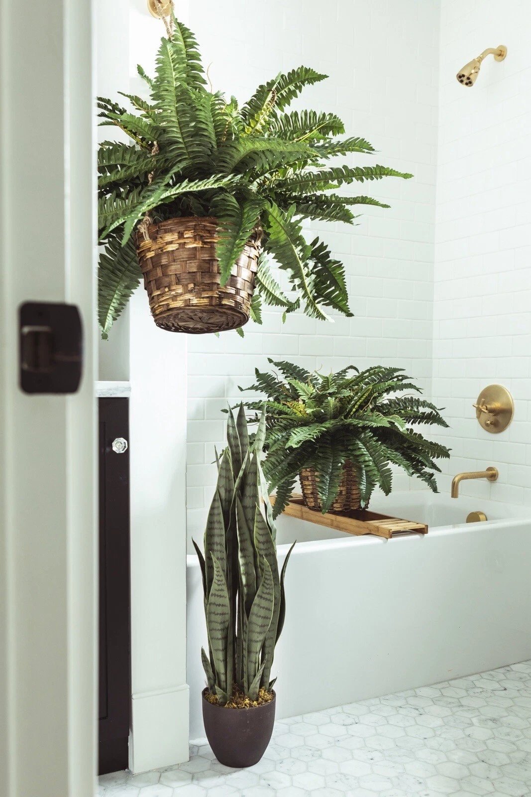 Artificial Hanging Fern Plant – Effortless Greenery for Home & Garden