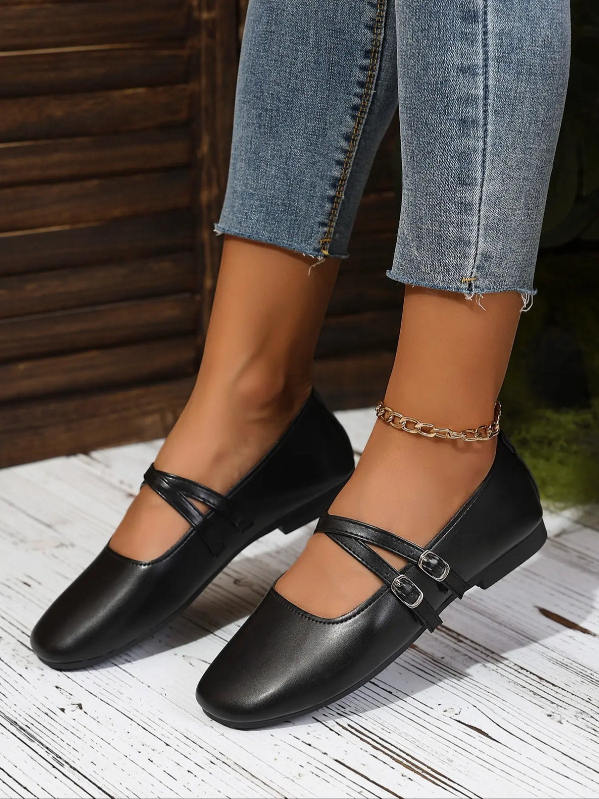 Women's Faux Leather Mary Jane Flats – Round Toe