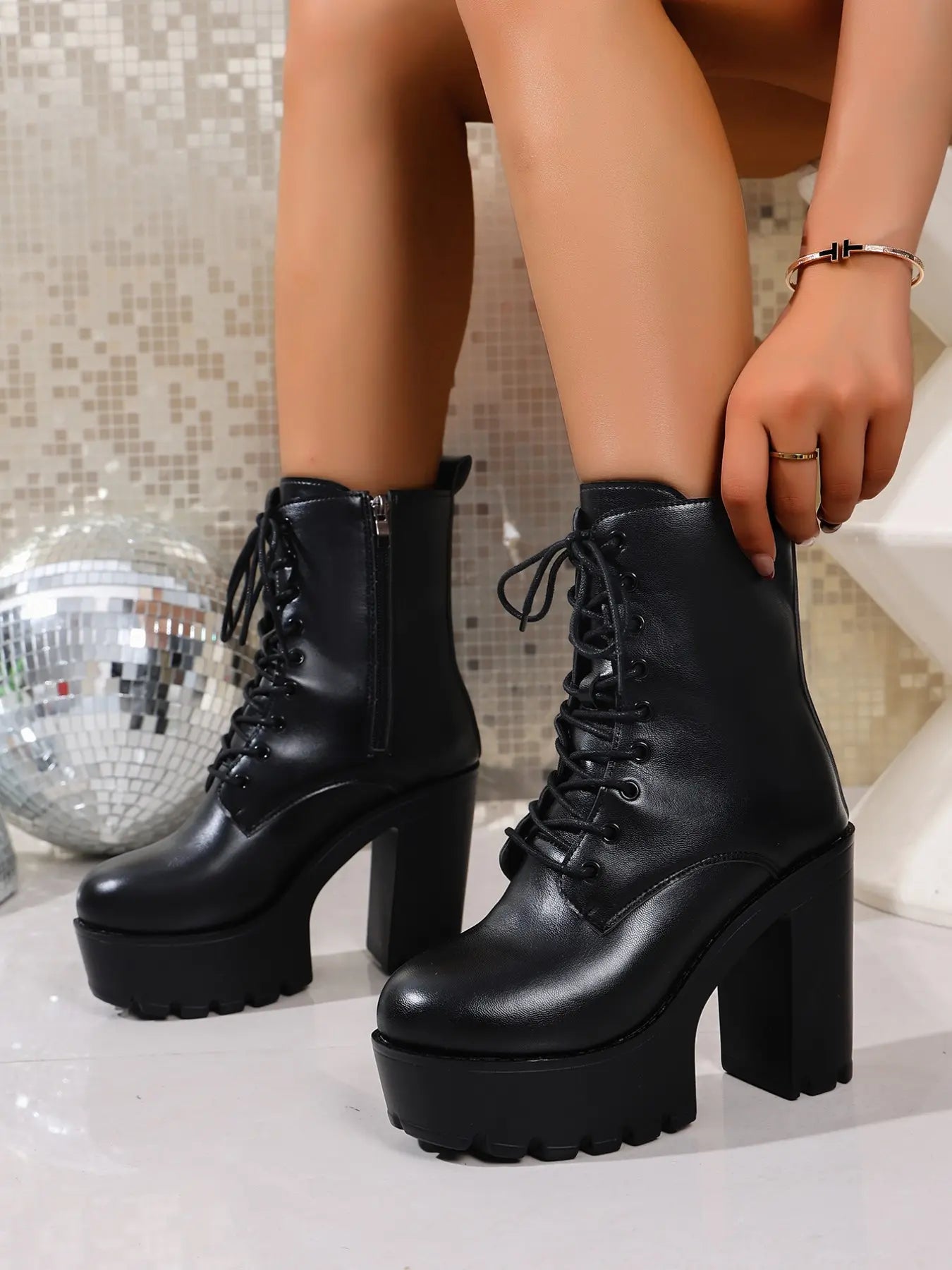 Women's Boots – Platform, Chunky Sole, Lace-Up