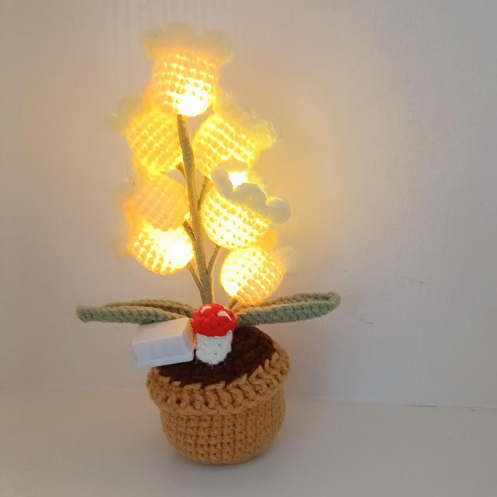 Romantic LED Crocheted Lily of the Valley – Glowing Knit Flower for Valentine’s Day