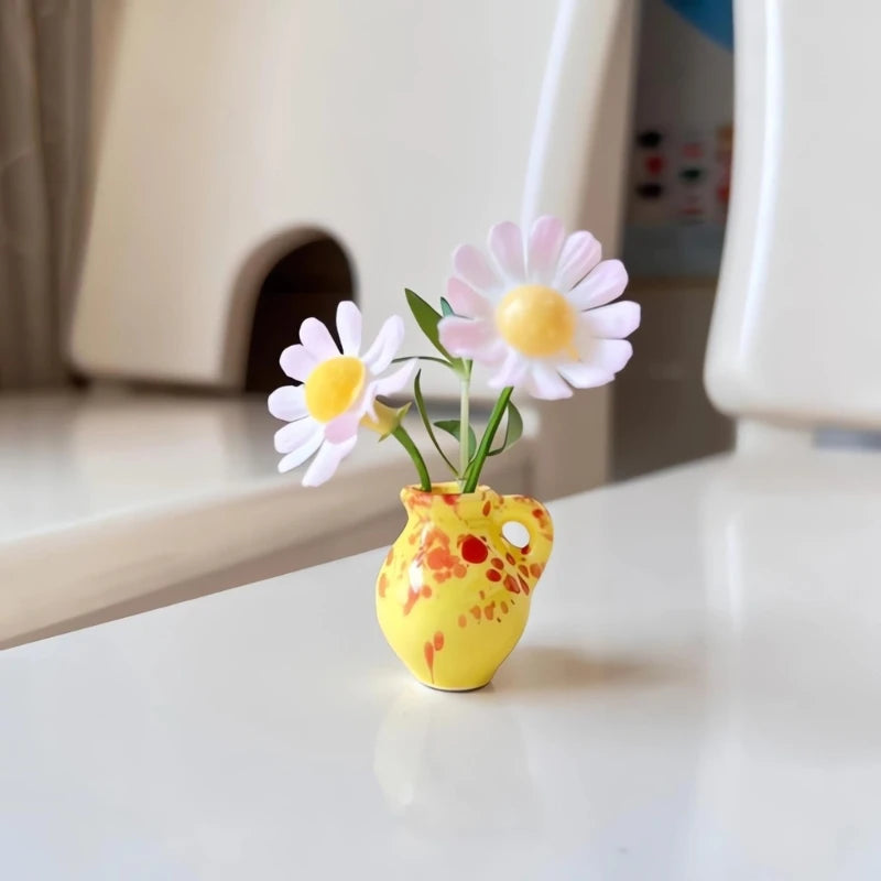Mini Flower Vase Magnet (pack of 8)