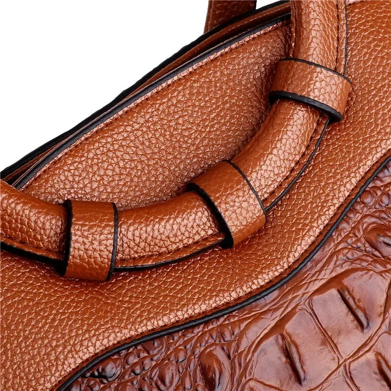 Embossed Vintage Leather Bag – Timeless Vintage Elegance