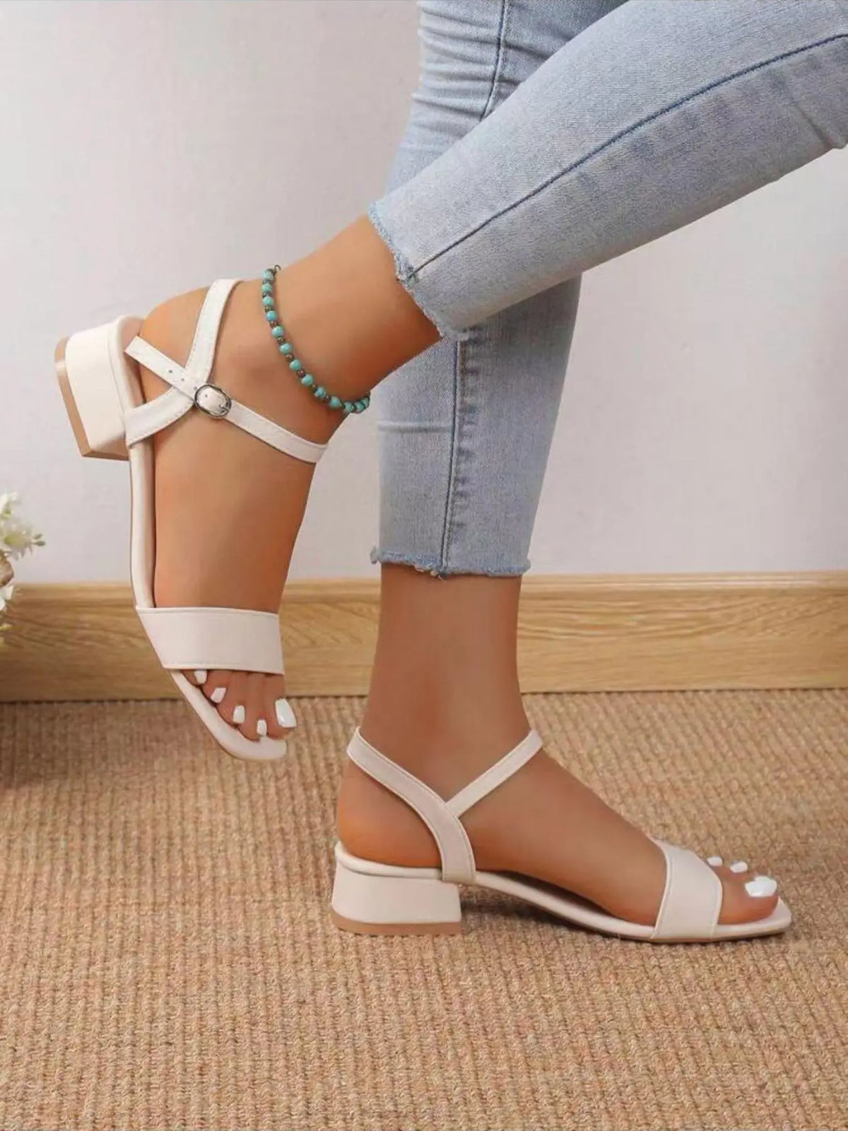 Women's Sandals – Square Toe, Ankle Strap, Lightweight