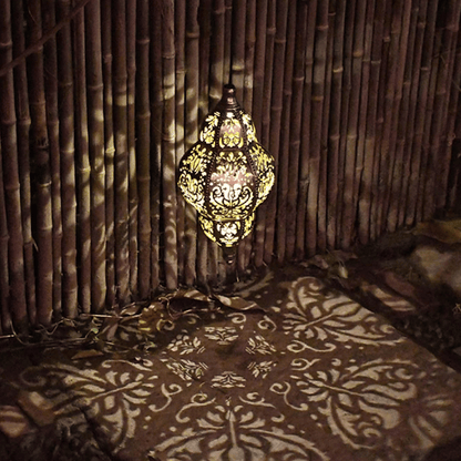 Baroque Style Solar Garden Lantern