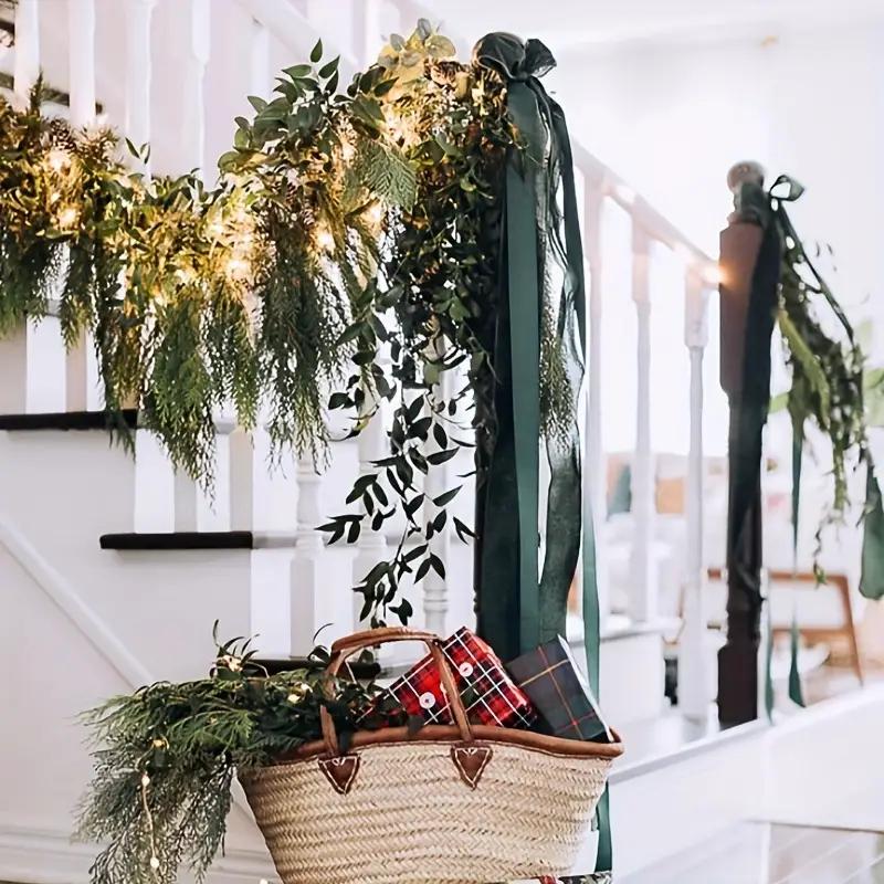 Artificial Cedar Garland — 180cm Lush Greenery for Holiday Decorating