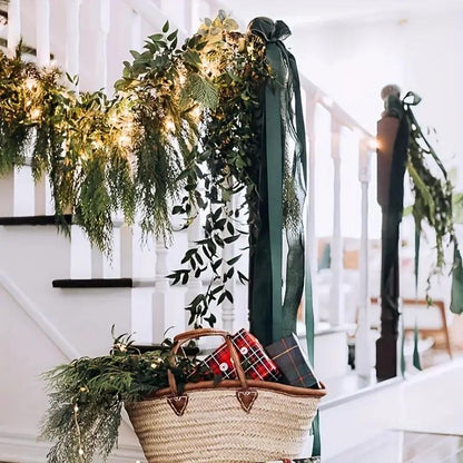Artificial Cedar Garland — 180cm Lush Greenery for Holiday Decorating