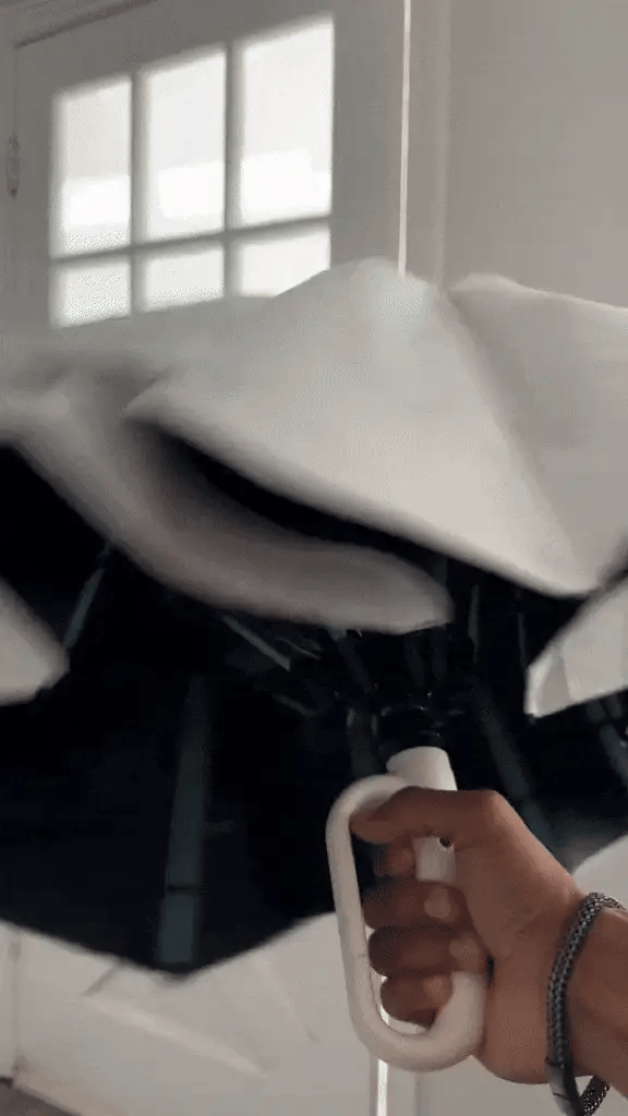 Automatic Folding Windproof Umbrella with Clip Handle