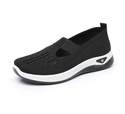 Lightweight women's shoes with enhanced comfort