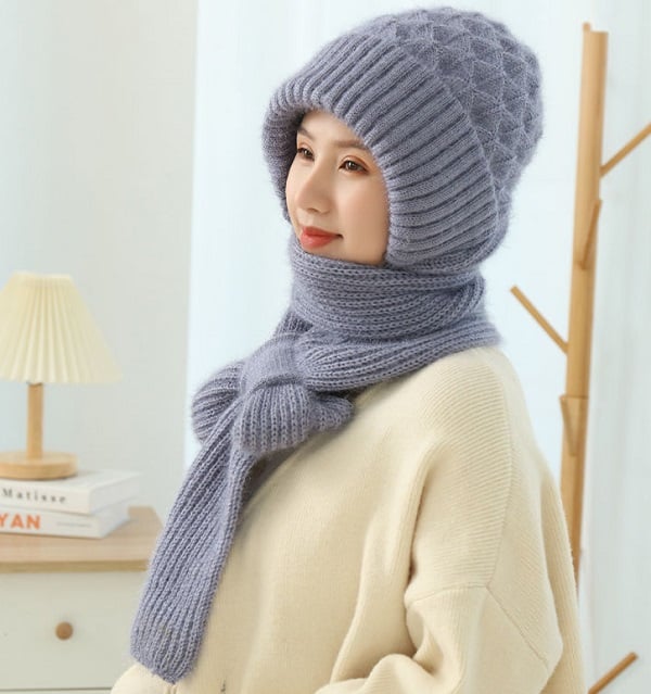 Cozy Winter Hat & Scarf Set: Ultimate Cold Weather Protection