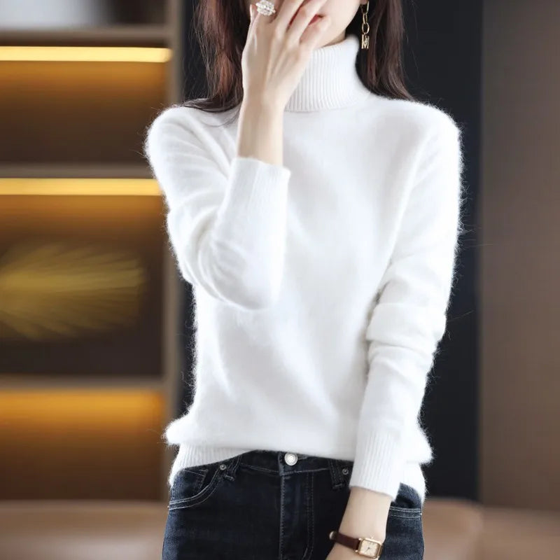 AuroraWeave Women's Cashmere Turtleneck Sweater - Autumn Knit