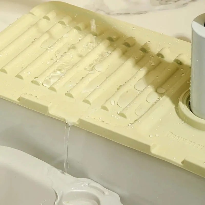 Faucet Splash Guard & Quick-Dry Draining Mat