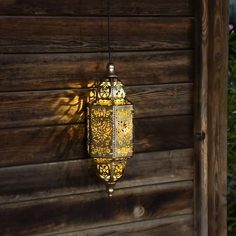 Baroque Style Solar Garden Lantern