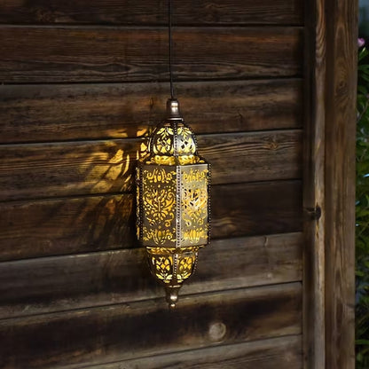 Baroque Style Solar Garden Lantern