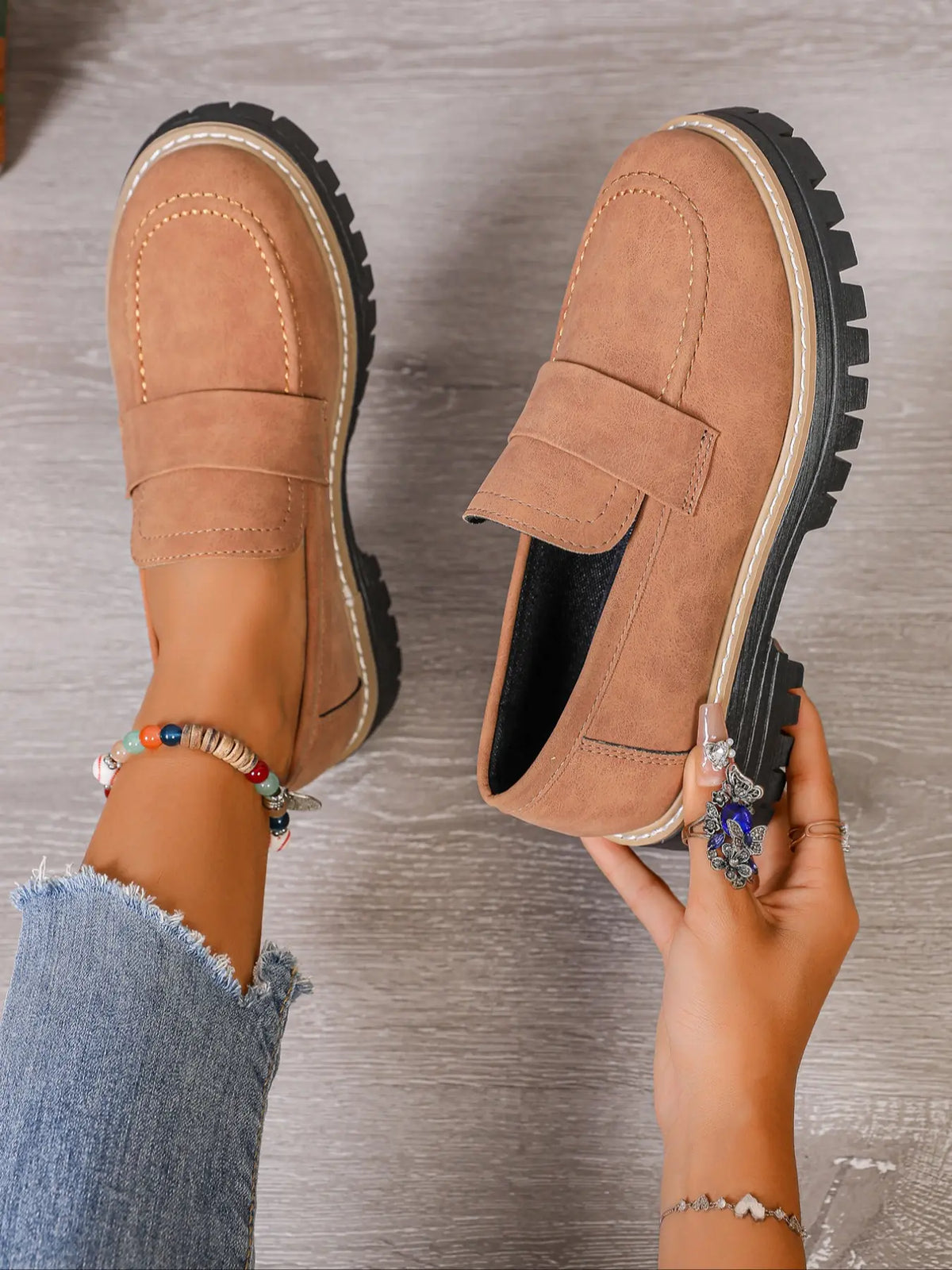 Women's Vintage Faux Leather Shoes – Wide Fit