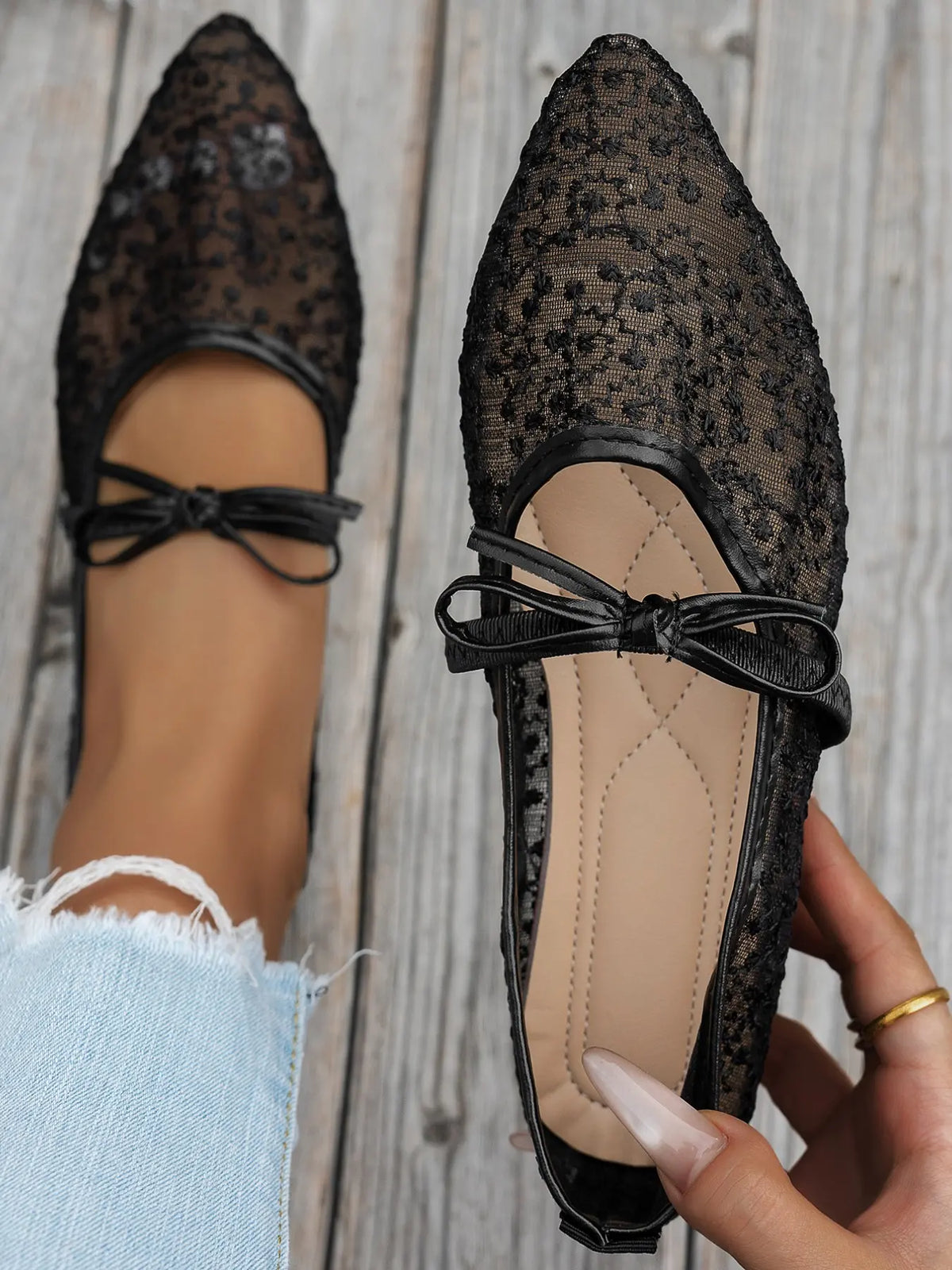 Women's Mesh Flats – Cut-Out, Bow, Lightweight