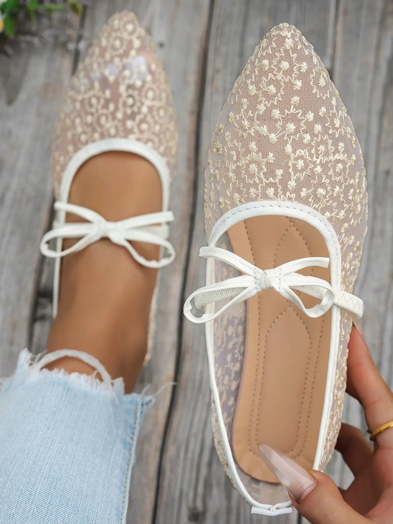 Women's Mesh Flats – Cut-Out, Bow, Lightweight