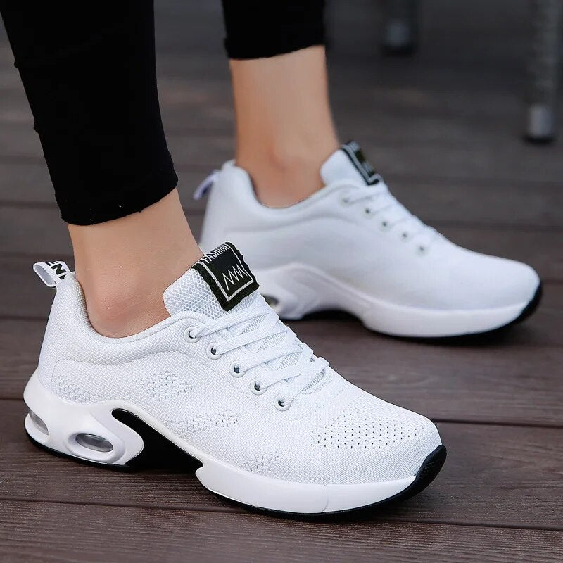 Chloe - Orthopedic Sneakers with Removable Insole