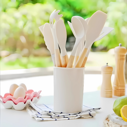 Davy | 12-Piece Silicone Kitchen Tool Set with Wooden Handles