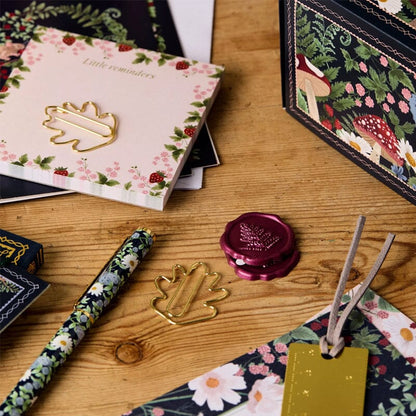 Davy | 24 Days Stationery Countdown | Limited Winter Forest Edition | 24 Surprises | Eco-Friendly
