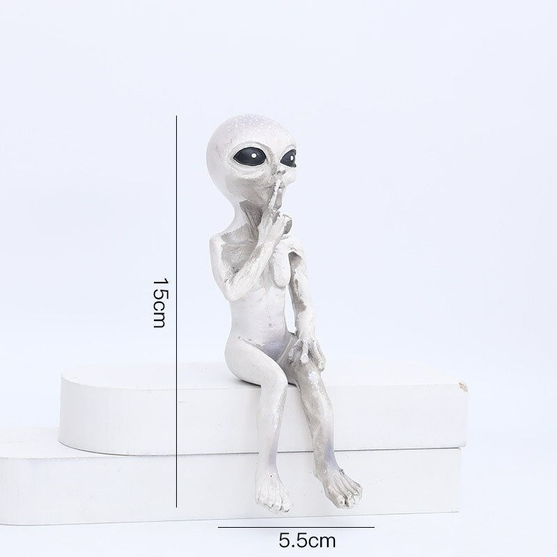 Davy | Resin Alien Figurine for Garden & Outdoor Decor