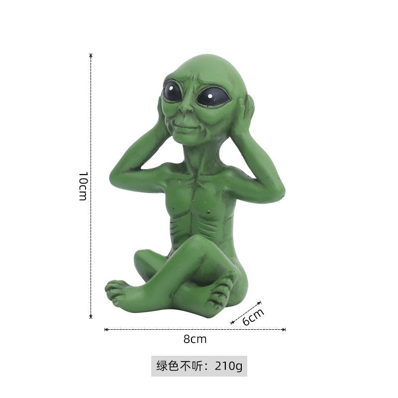 Davy | Resin Alien Figurine for Garden & Outdoor Decor