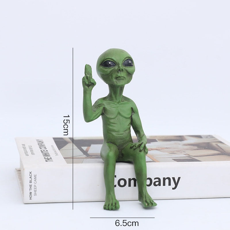 Davy | Resin Alien Figurine for Garden & Outdoor Decor