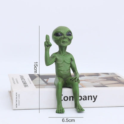 Davy | Resin Alien Figurine for Garden & Outdoor Decor