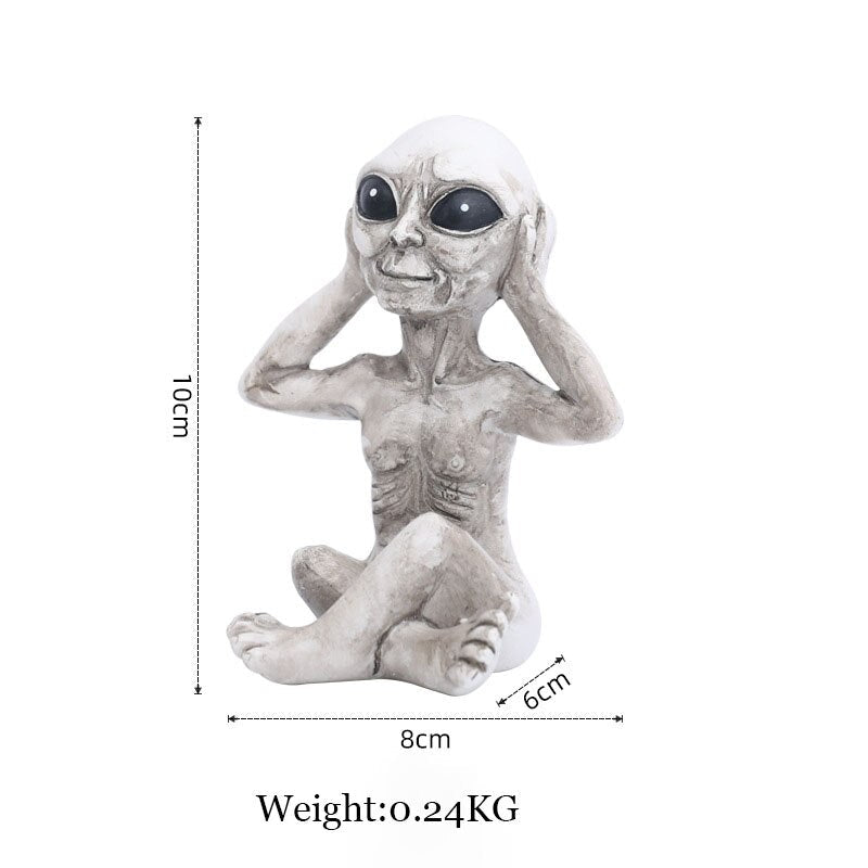 Davy | Resin Alien Figurine for Garden & Outdoor Decor