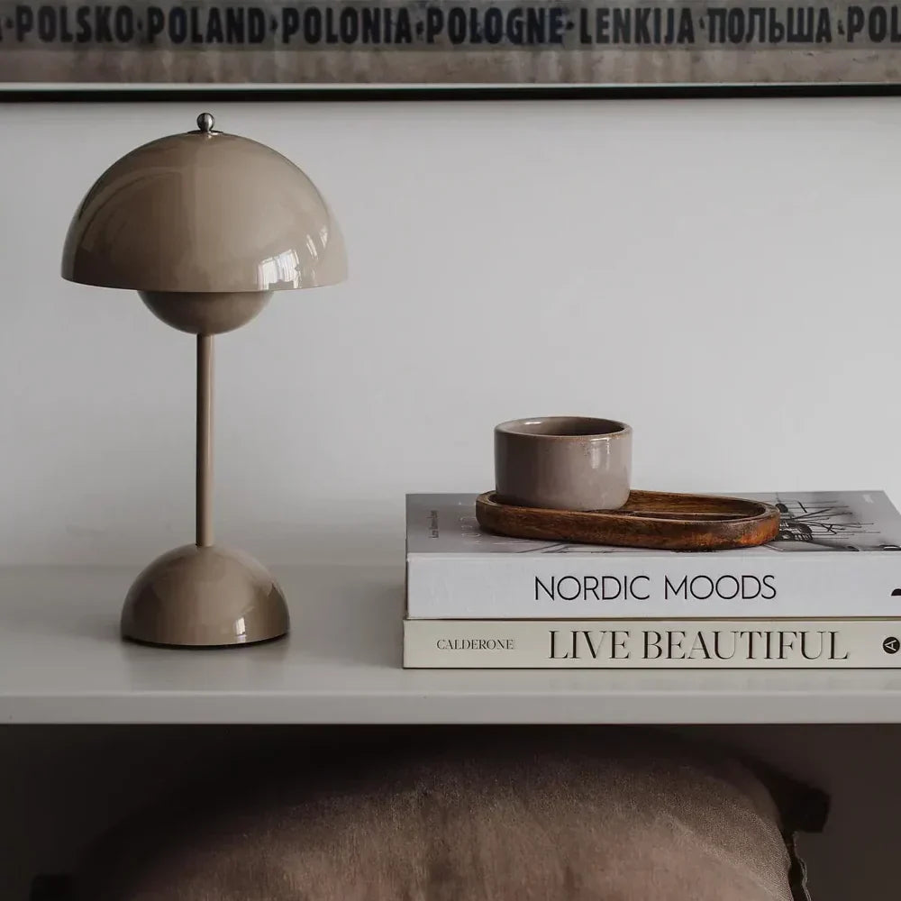 Davy | Adjustable Brightness LED Desk Lamp