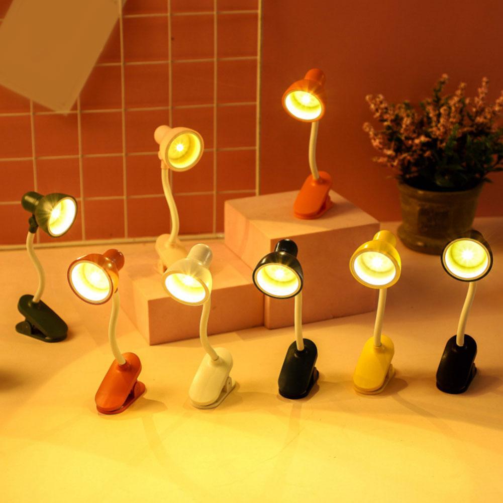 Davy | Book Light