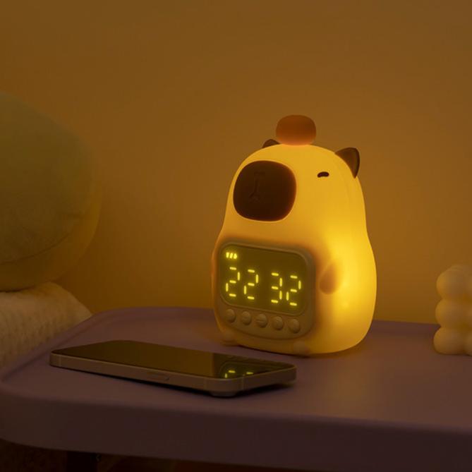Davy | Capybara Alarm Clock with Gentle Night Light