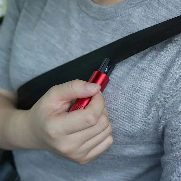 Davy | Car Escape Tool: Window Breaker & Seatbelt Cutter