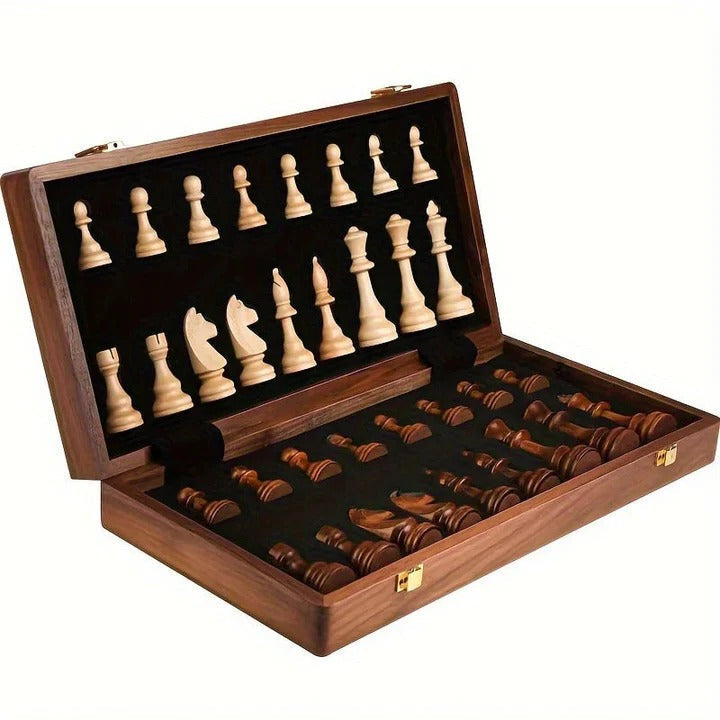 Davy | Chess Set in Premium Wood | Foldable with Magnetic Lock