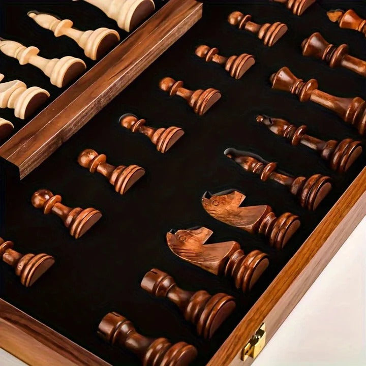 Davy | Chess Set in Premium Wood | Foldable with Magnetic Lock