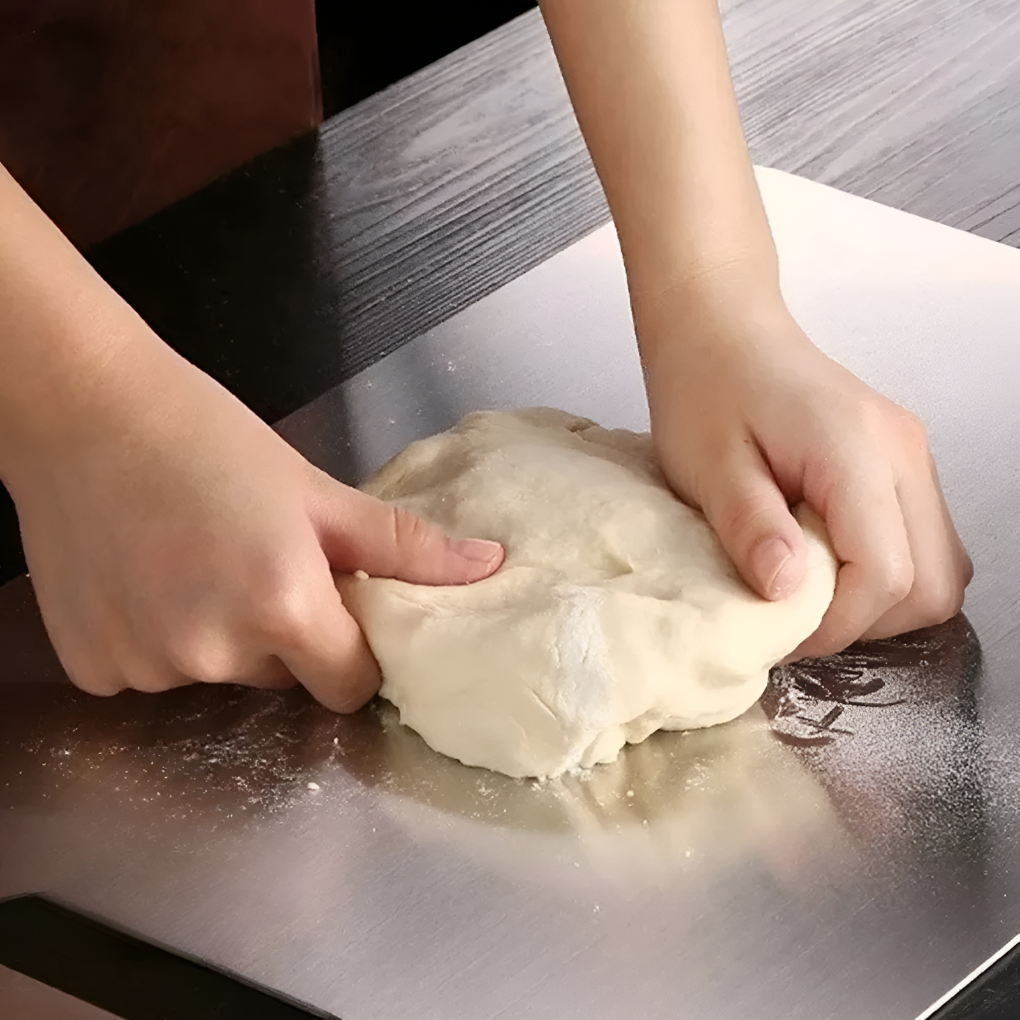 Davy | Cutting Board with Handle