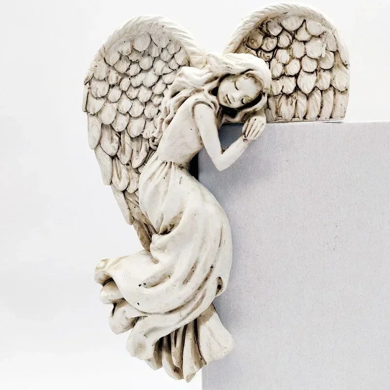 Davy | Heavenly Angel Wings Corner Accent