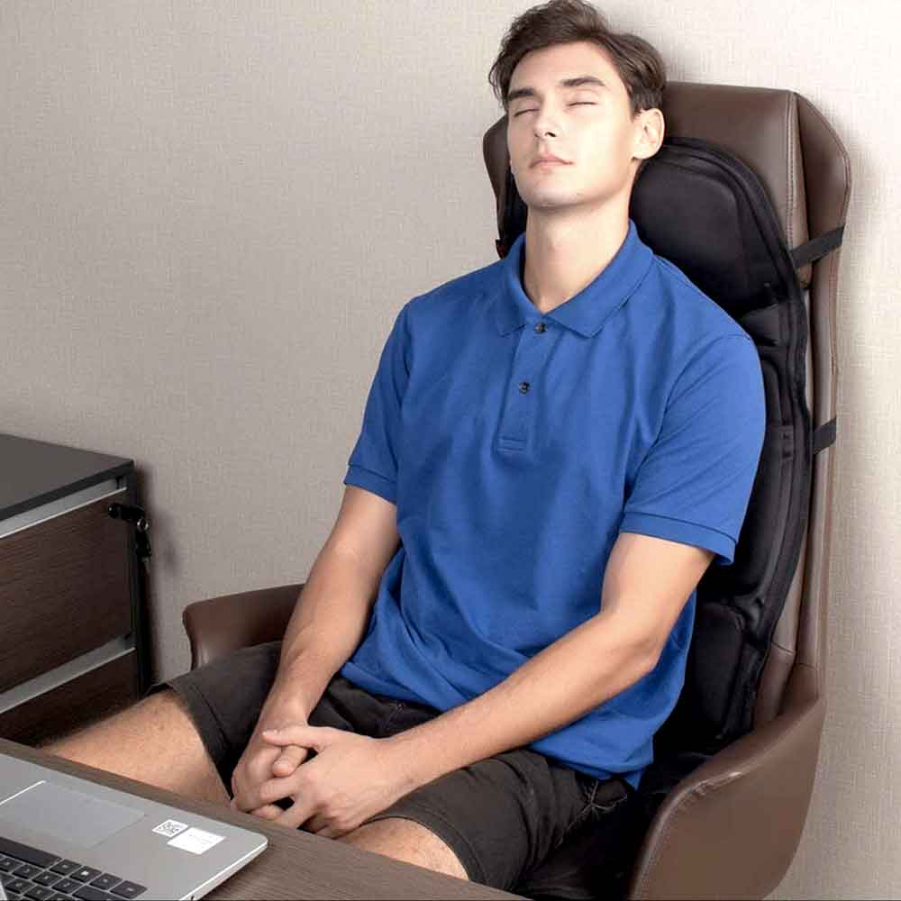 Davy | Ergonomic Massage Seat Cushion | Shiatsu & Vibration Massage for Neck, Back & Thighs | Optional Heat Function | Includes Car Adapter & Remote Control