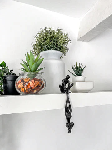 Davy | Interlocking Figures Sculpture for Shelf Decor