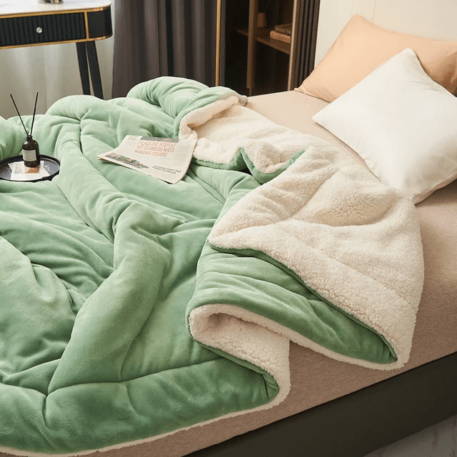 Davy | Plush Fleece Blanket | Cozy Comfort | Various Sizes